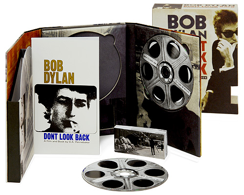 Bob Dylan: Dont Look Back - 65 Tour Deluxe Edition (2 DVD) Формат: 2 DVD (PAL) (Подарочное издание) (Картонный бокс + digipak) Дистрибьютор: SONY BMG Russia Региональный код: 5 Количество слоев: DVD-5 (1 инфо 577f.